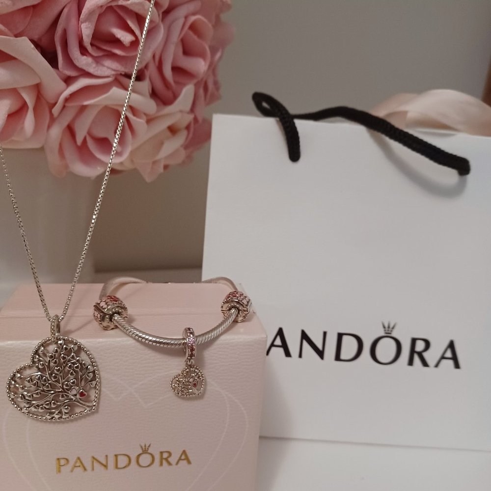 PANDORA TREE OF LOVE SET - Necklace & Bracelet